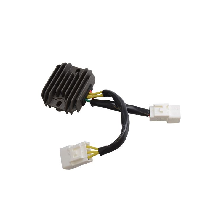 REGULATEUR DE TENSION MAXI SCOOTER TEKNIX ADAPT. 300 PIAGGIO MP3/VESPA GTS/ATLANTIC (5 FIL