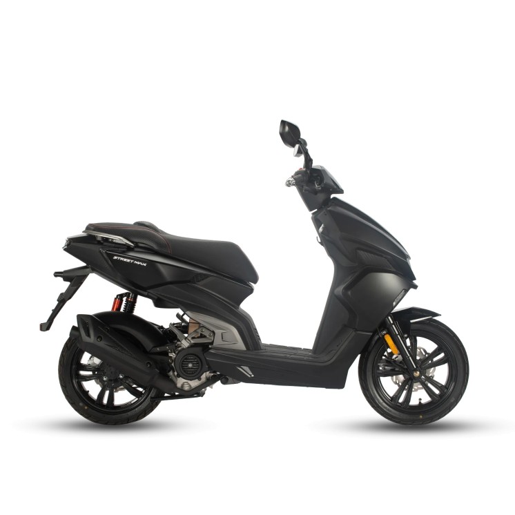 SCOOTER STREETMAX 50CC NOIR MAT / NOIR BRILLANT 12\