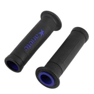 REVETEMENT/POIGNEE ARIETE ARIRAM NOIR/BLEU (PR)  - 120MM - DEBOUCHE POUR EMBOUT DE GUIDON