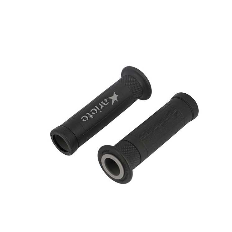 REVETEMENT/POIGNEE ARIETE ARIRAM NOIR/GRIS (PR)  - 120MM - DEBOUCHE POUR EMBOUT DE GUIDON
