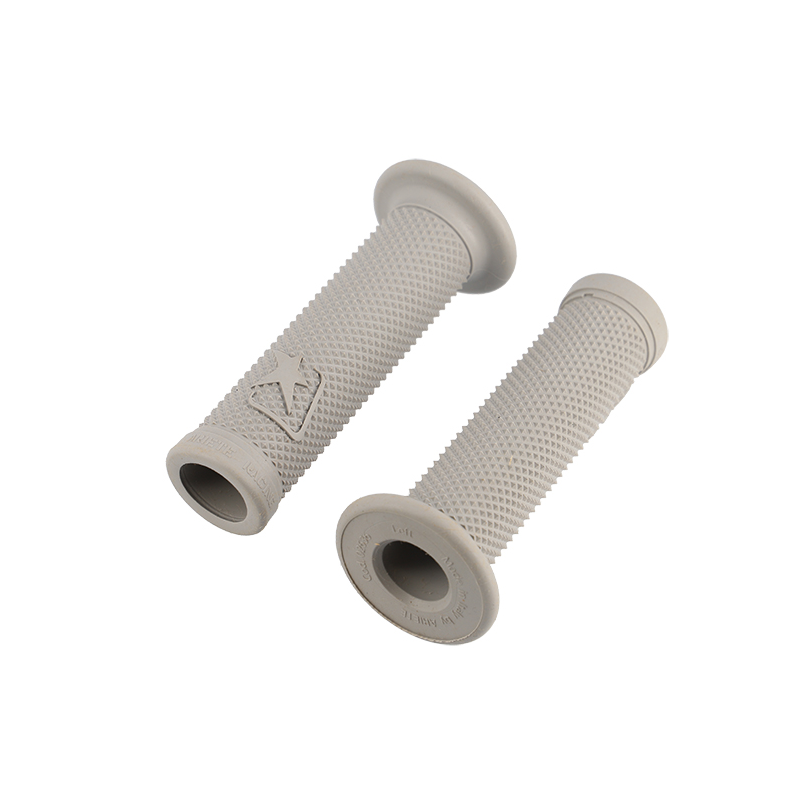 REVETEMENT/POIGNEE ARIETE ARIES GRIS CLAIR SUPERSOFT (PR)  - 125MM - DEBOUCHE POUR EMBOUT