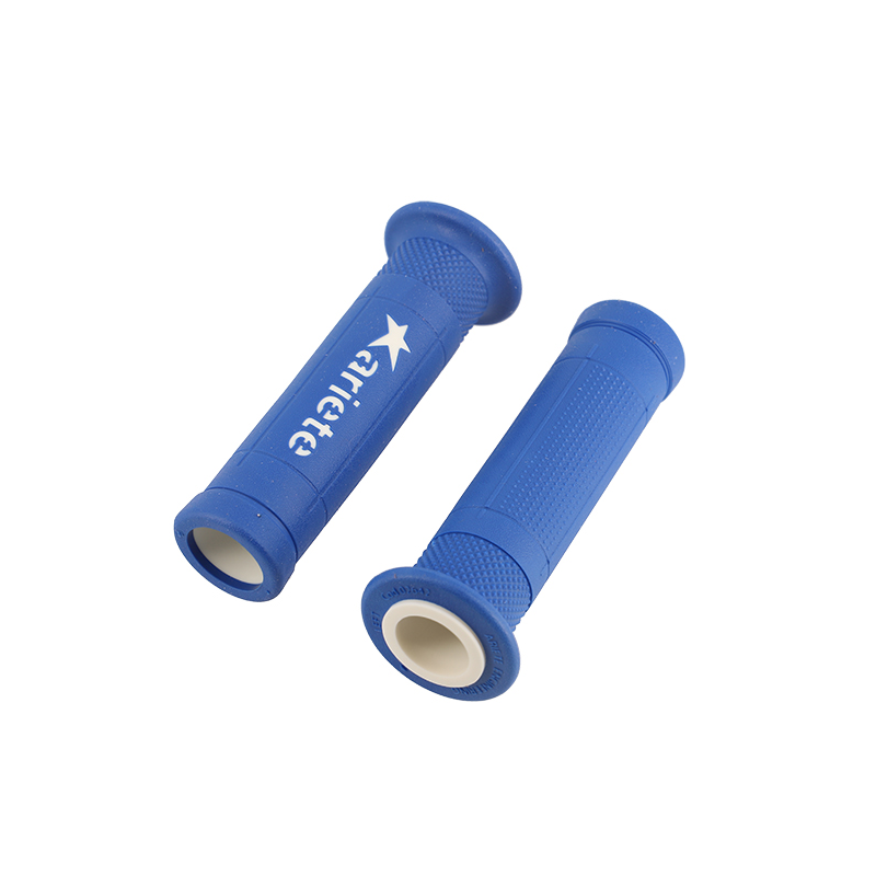 REVETEMENT/POIGNEE ARIETE ARIRAM BLEU/BLANC (PR)  - 120MM - DEBOUCHE POUR EMBOUT DE GUIDON