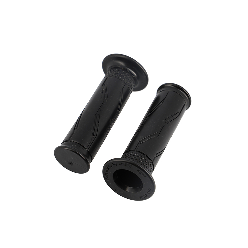 REVETEMENT/POIGNEE ARIETE TYPE YAMAHA NOIR (PR) - 120MM EMBOUT FERME