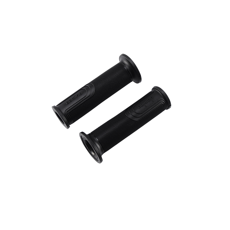 REVETEMENT/POIGNEE DOMINO STRADALE NOIR (PR) DEBOUCHE POUR EMBOUT GUIDON