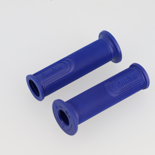 REVETEMENT/POIGNEE DOMINO STYLE BLEU (PR) 120MM DEBOUCHE POUR EMBOUT GUIDON