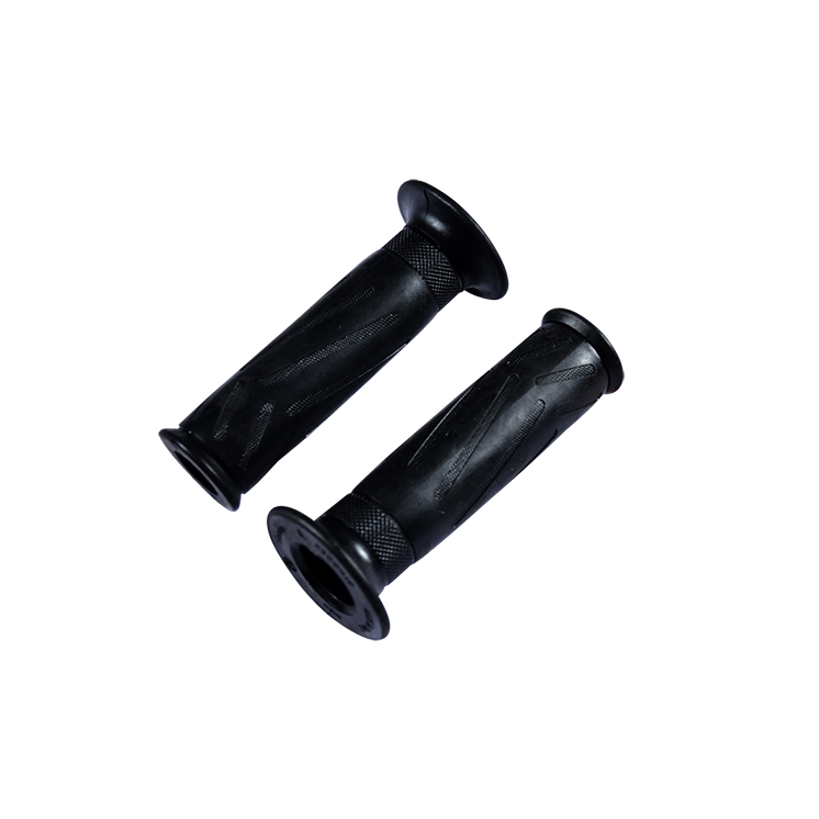REVETEMENT/POIGNEE DOMINO TYPE ORIGINE YAMAHA NOIR (PR) 120MM