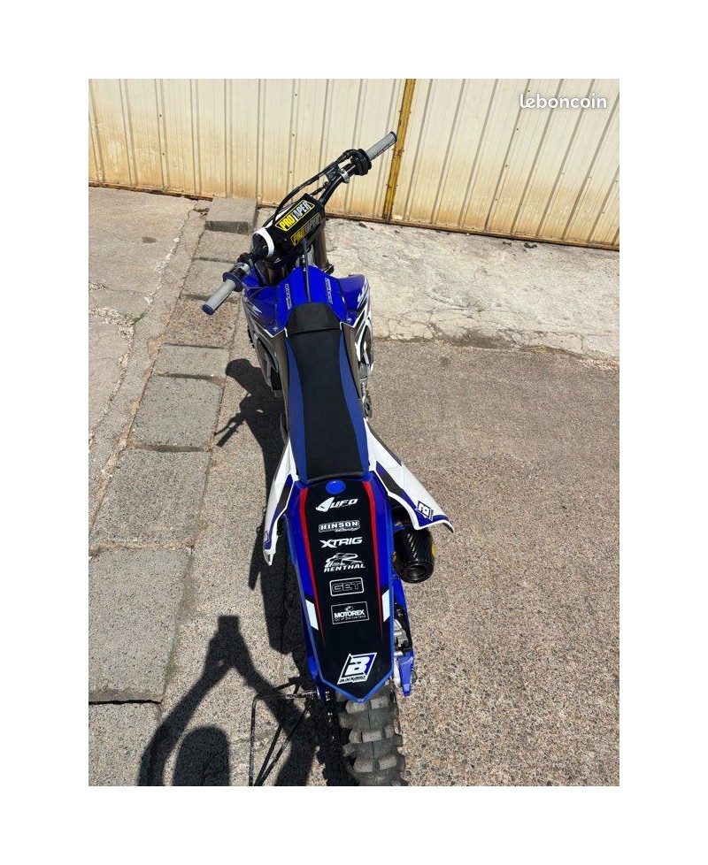 MOTO YAMAHA 450 YZ-F 2017 MOTO YAMAHA 450 YZ-F 2017