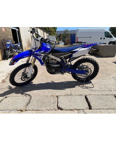 MOTO YAMAHA 450 YZ-F 2017